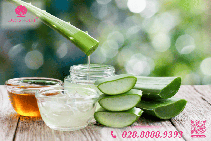 cách trị mụn ẩn hiệu quả bằng nha đam
