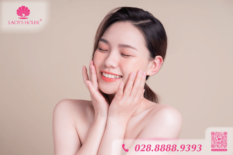 dưỡng da sau điều trị mụn